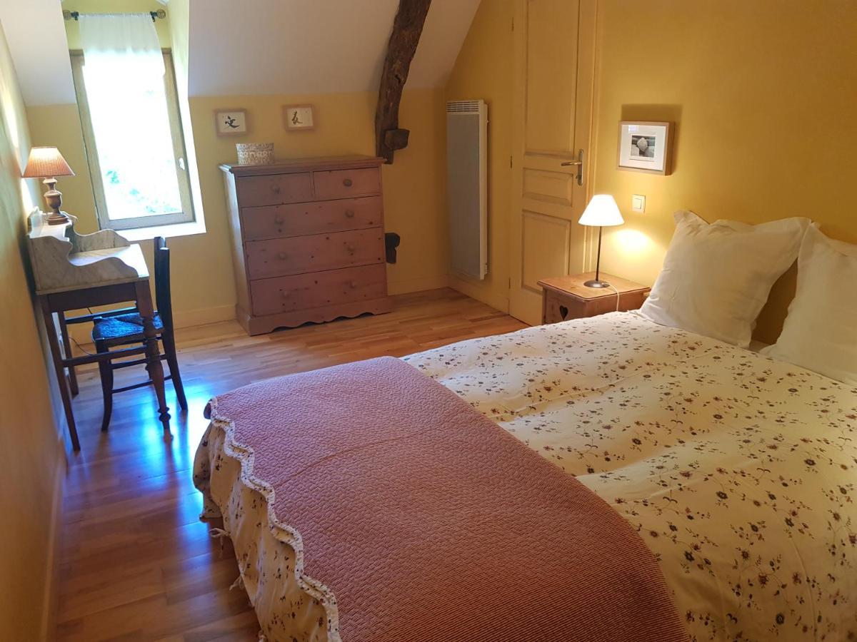 مبيت وإفطار Murat Le Moulin De Jules Et Akasha المظهر الخارجي الصورة